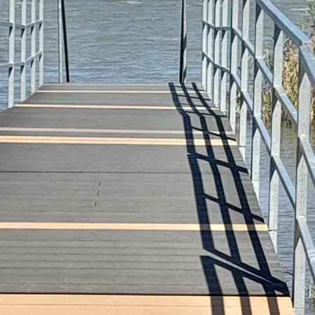 Apartment Ferienwohnung Fuer 2 Personen Am Seeufer Balatonmariafurdo